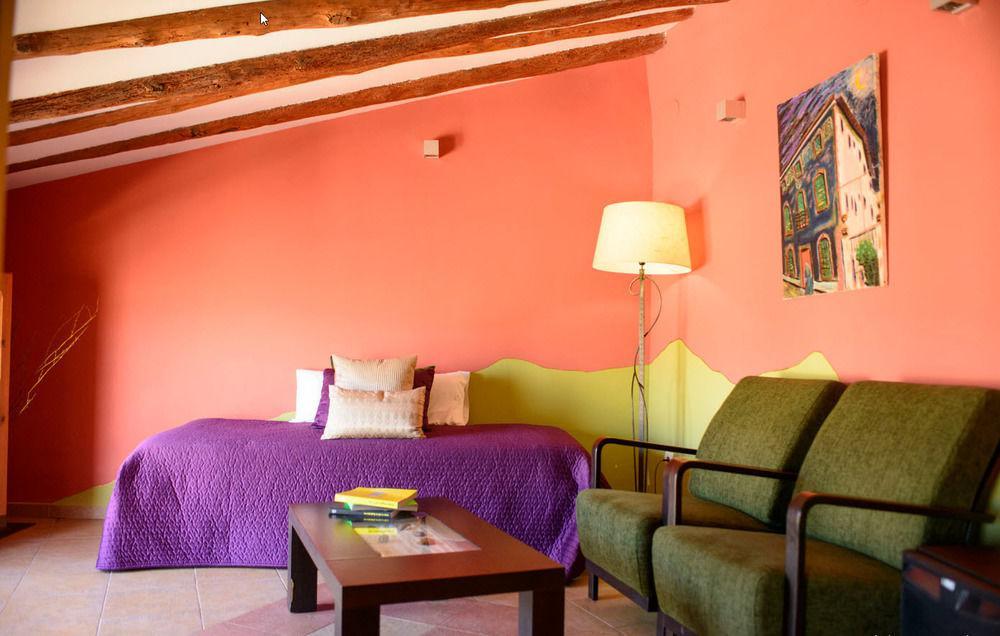 Hotel Cal Llop 3*